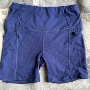 Oiselle blue Pocket Jogger Shorts Size 10
